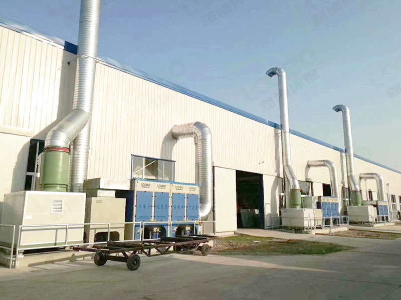 除塵設(shè)備生產(chǎn)廠(chǎng)家告訴你工業(yè)車(chē)間除塵設(shè)備如何選？