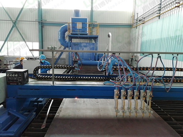 等離子切割煙塵 (2)副本.jpg 等離子切割煙塵 (2)副本.jpg