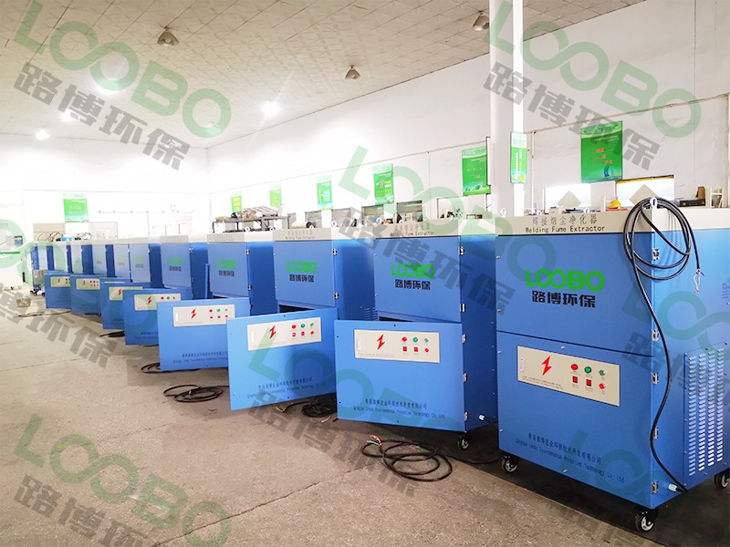 拒絕煙塵污染,移動式焊煙凈化器,陪伴每個工作瞬間 (2).jpg