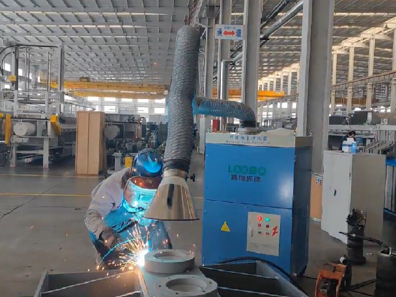 如何正確使用焊煙凈化器?掌握關(guān)鍵技巧,助您高效凈化 (2).png