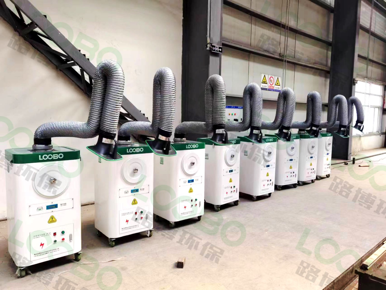 多級(jí)過(guò)濾,強(qiáng)力除塵——焊煙凈化器讓車間空氣更清新 (2).jpg 多級(jí)過(guò)濾,強(qiáng)力除塵——焊煙凈化器讓車間空氣更清新 (2).jpg